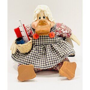 Folk Art Duck Figurine Mrs. Quackerly Seamstress Country Shelf Sitter 2194 Russ